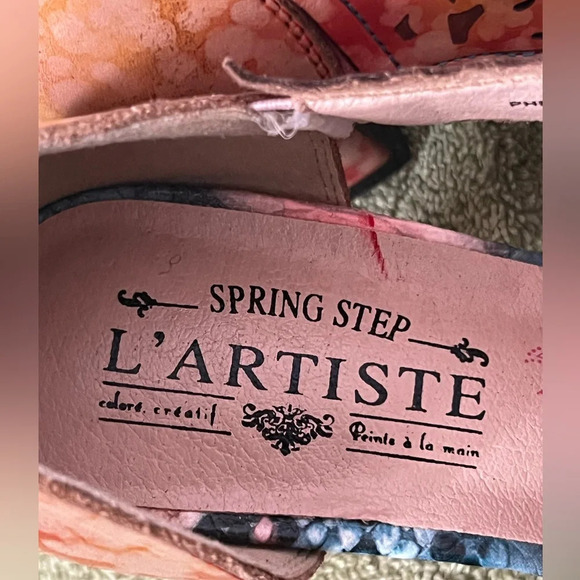 L'Artiste Spring Step Hand Painted Leather Womens Sz 36 Kitten Heels U.S.  5.5 - Picture 2 of 6